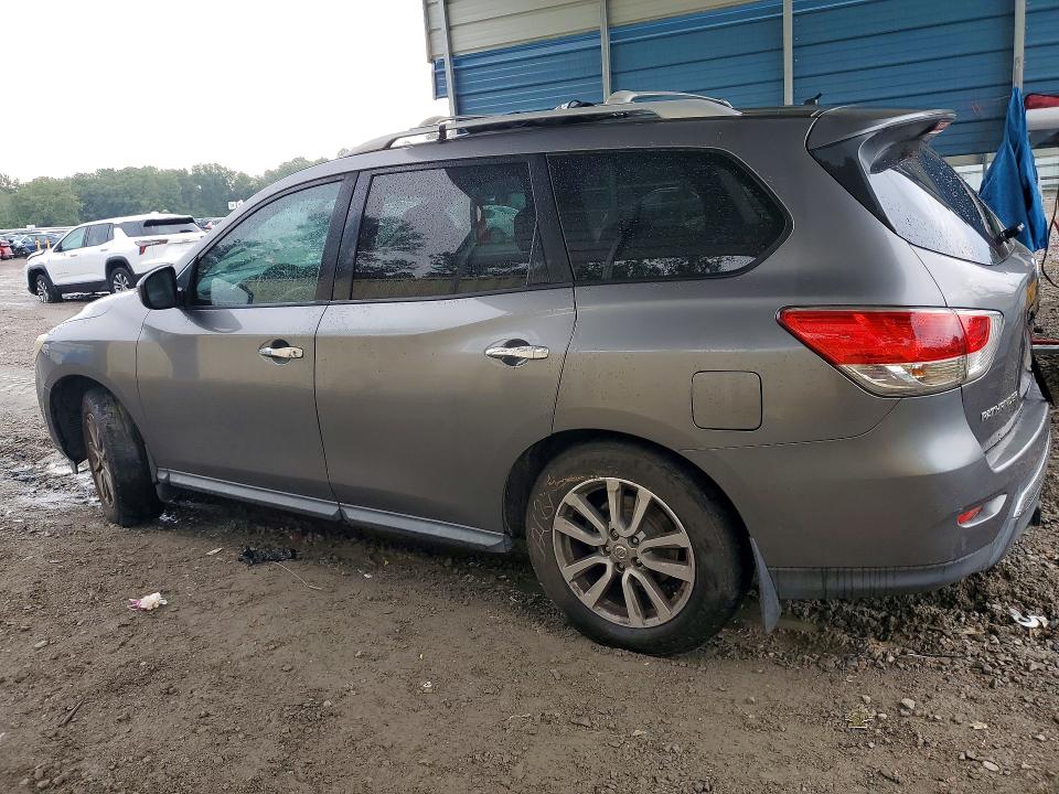 Снимка 2 от търг – 2015 NISSAN PATHFINDER с VIN 5N1AR2MN9FC671584