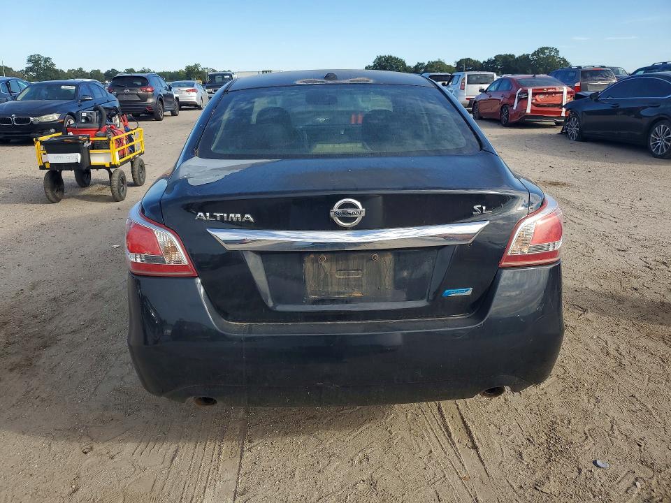 Photo 6 from auction – 2013 NISSAN ALTIMA with VIN 1N4AL3AP0DC275659