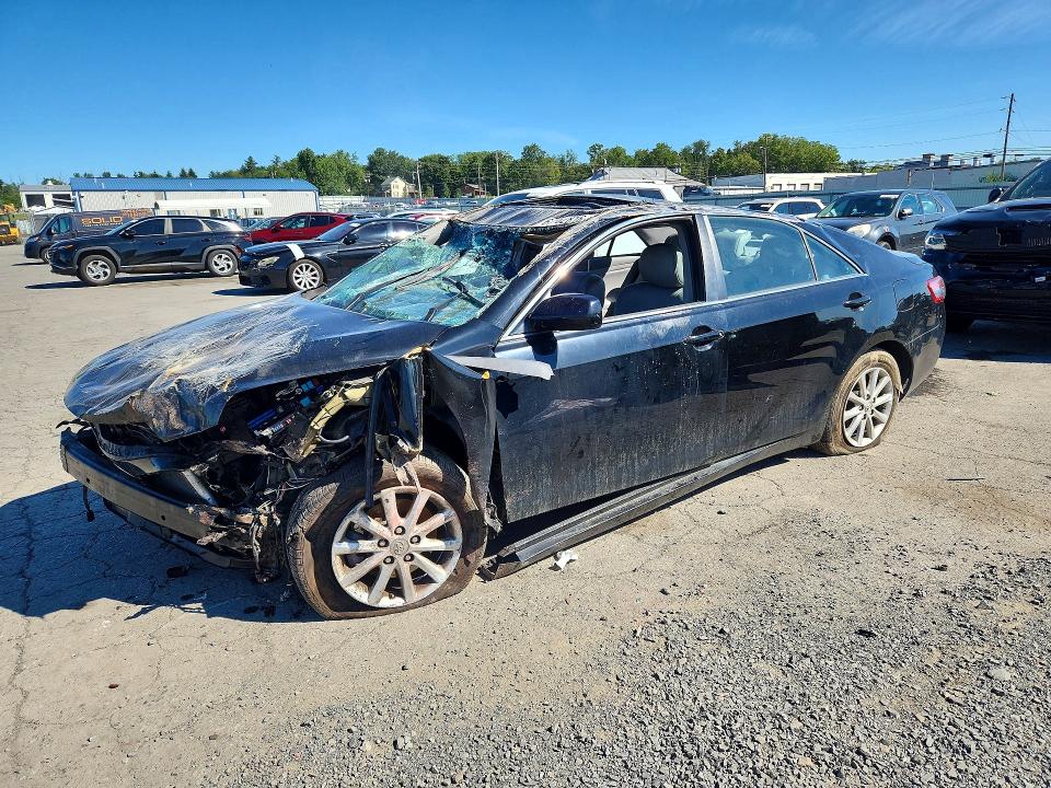 Снимка 1 от търг – 2011 TOYOTA CAMRY с VIN 4T4BF3EK8BR177427