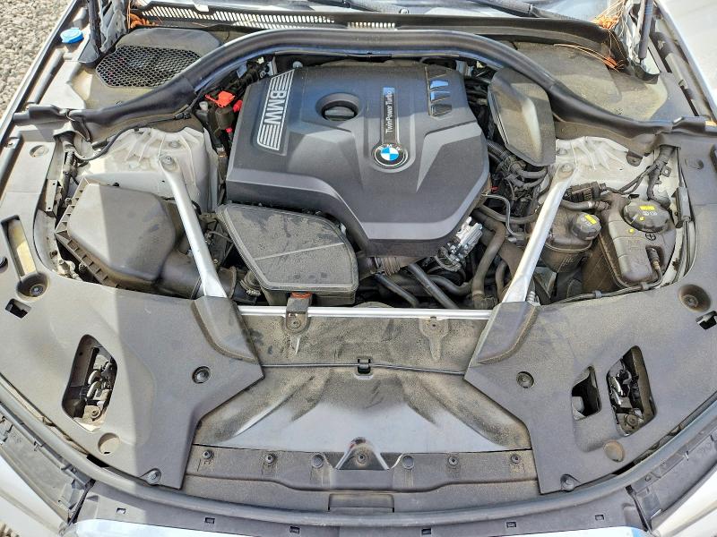 Снимка 11 от търг – 2018 BMW 530 с VIN WBAJA5C58JG900124