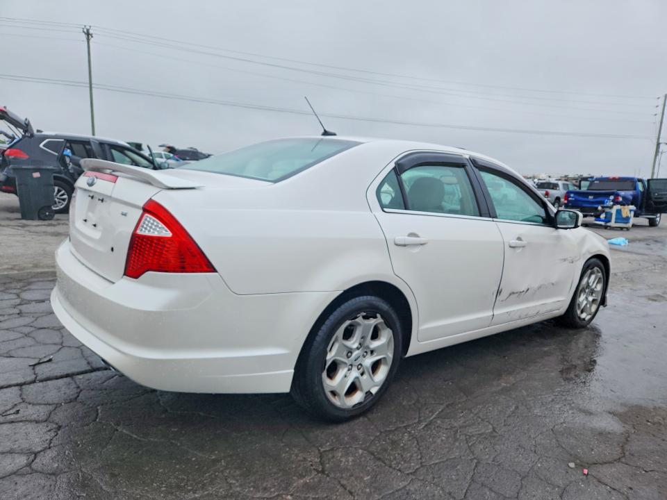 صورة رقم 3 من المزاد - 2011 FORD FUSION مع VIN 3FAHP0HA5BR120736