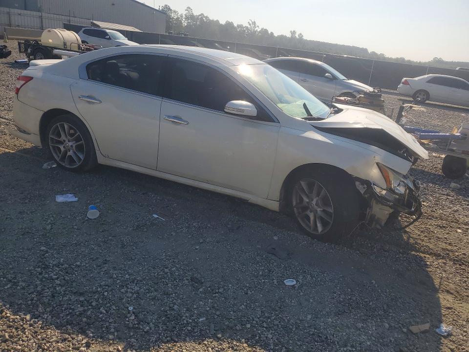 Снимка 4 от търг – 2009 NISSAN MAXIMA с VIN 1N4AA51E09C820735