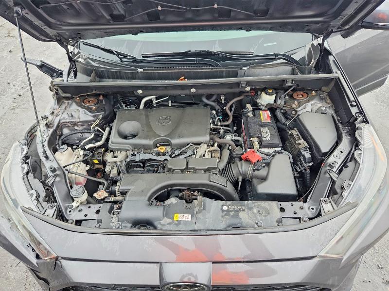 Photo 12 from auction – 2019 TOYOTA RAV4 with VIN 2T3G1RFV3KW013424