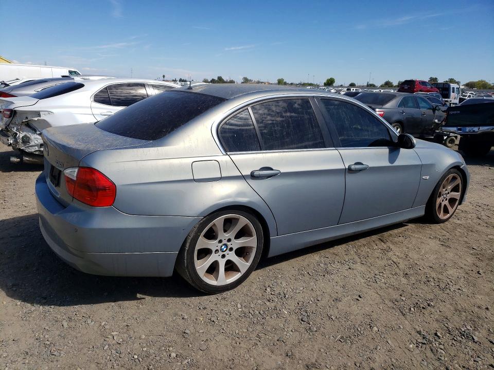 Photo 3 from auction – 2006 BMW 330 with VIN WBAVB33536KR73618