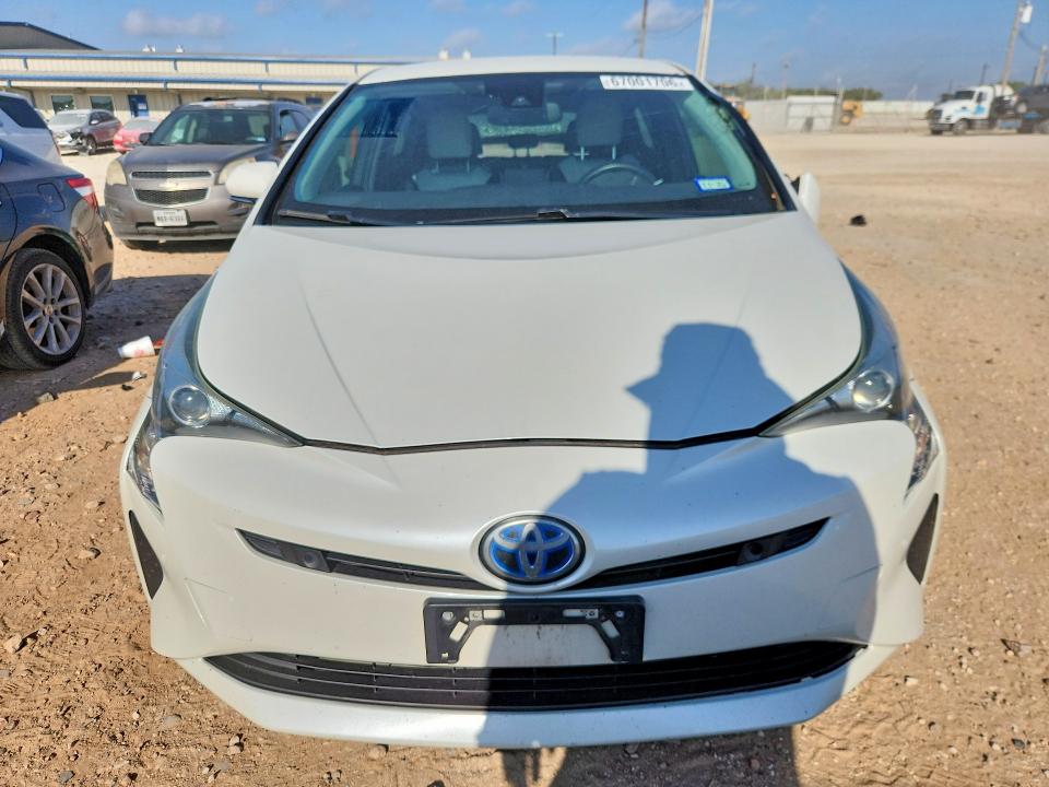 Photo 5 from auction – 2017 TOYOTA PRIUS with VIN JTDKARFUXH3049981