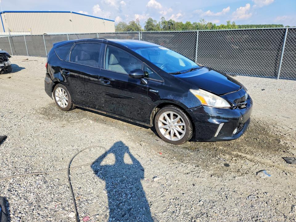 Zdjęcie 4 z aukcji – 2012 TOYOTA PRIUS V z VIN JTDZN3EU6C3039202