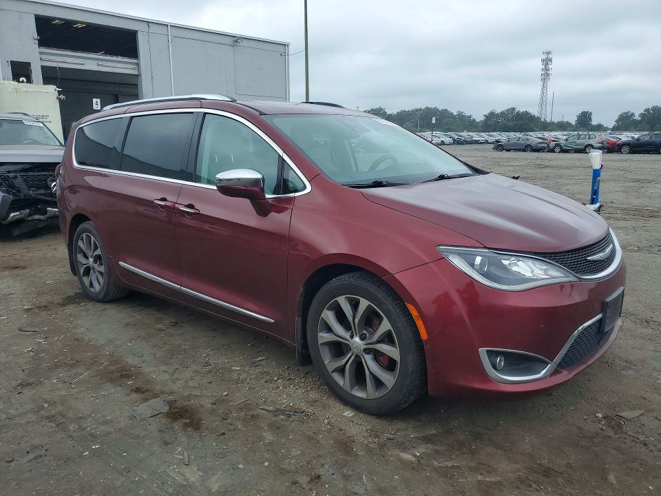 Photo 4 from auction – 2017 CHRYSLER PACIFICA with VIN 2C4RC1GGXHR533286