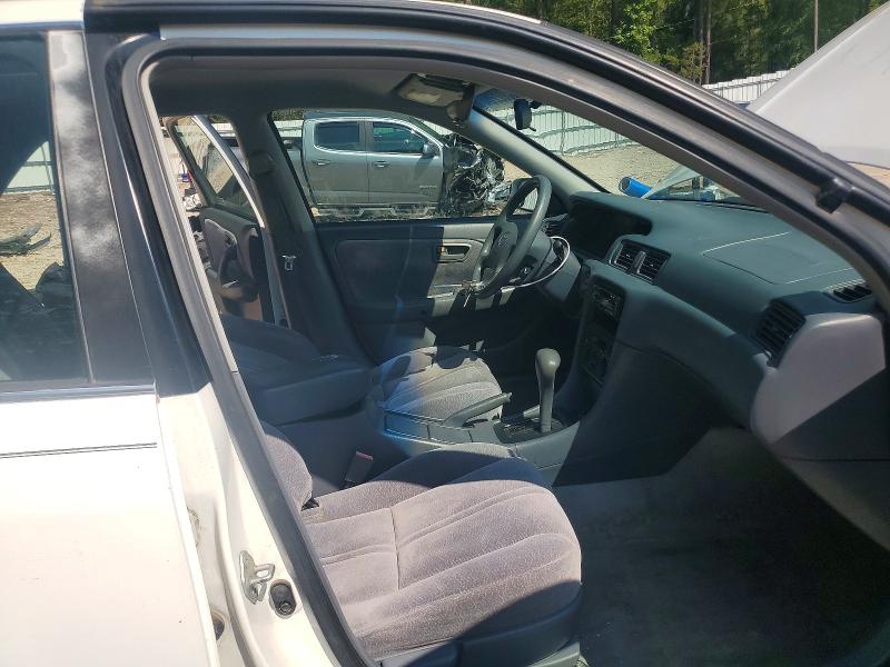 Photo 7 from auction – 1998 TOYOTA CAMRY with VIN 4T1BF22K4WU928716