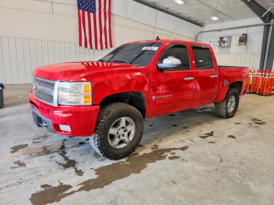 CHEVROLET SILVERADO 2010 with VIN 3GCRKTE32AG193979 - Photo from auction