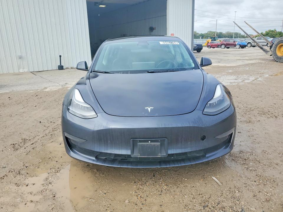 Снимка 5 от търг – 2022 TESLA MODEL 3 с VIN 5YJ3E1EA0NF288827