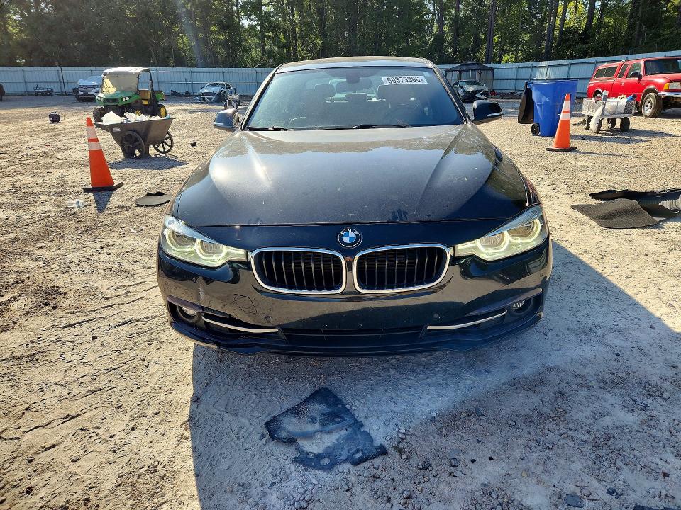 Photo 5 from auction – 2017 BMW 330 with VIN WBA8D9G31HNU65670