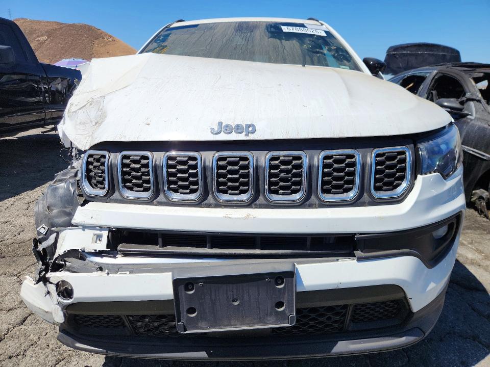 Photo 5 from auction – 2025 JEEP COMPASS with VIN 3C4NJDBN1ST592890