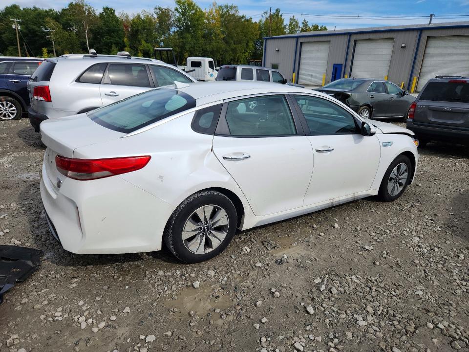 Photo 3 from auction – 2017 KIA OPTIMA with VIN KNAGT4LE9H5016861