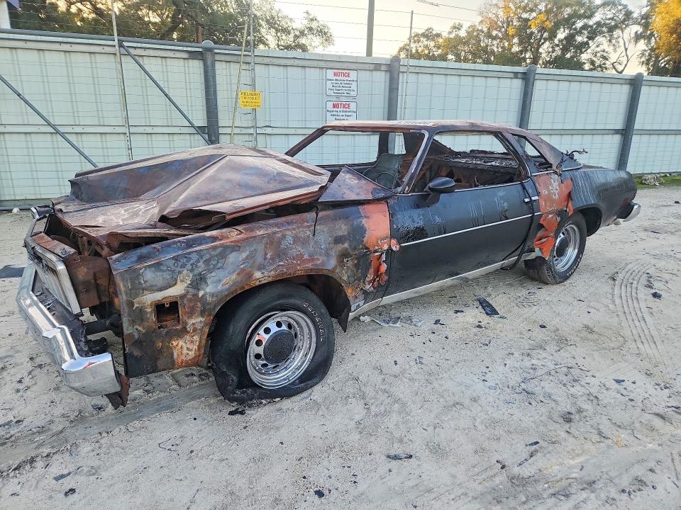 CHEVROLET MALIBU 1975 with VIN 1D37H5D460833 - Photo from auction