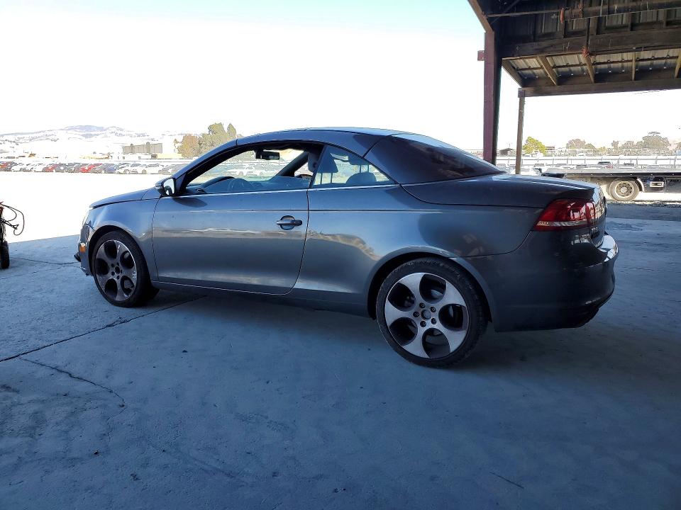 Photo 2 from auction – 2013 VOLKSWAGEN EOS with VIN WVWFW8AH8DV005046