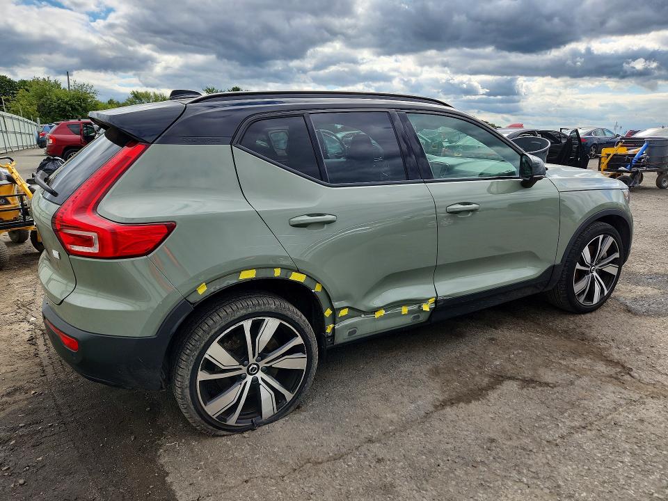 صورة رقم 3 من المزاد - 2021 VOLVO XC40 مع VIN YV4ED3UR2M2559058