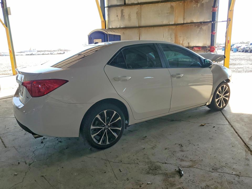 Photo 3 from auction – 2018 TOYOTA COROLLA with VIN 2T1BURHE3JC100540