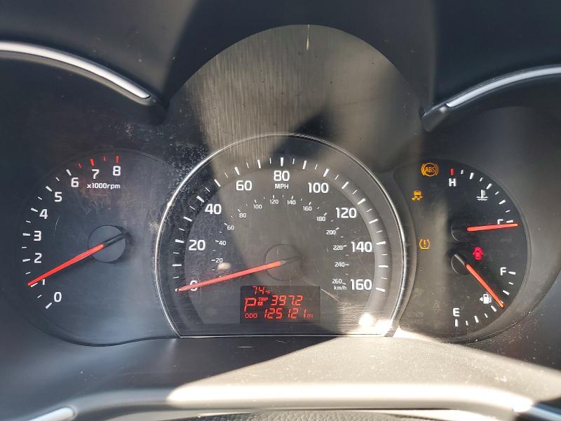 Foto 9 de la subasta – 2014 KIA SORENTO con VIN 5XYKT3A61EG440086