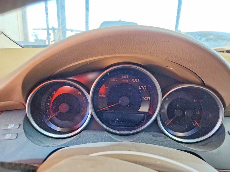 Photo 9 from auction – 2005 ACURA RL with VIN JH4KB16505C007319