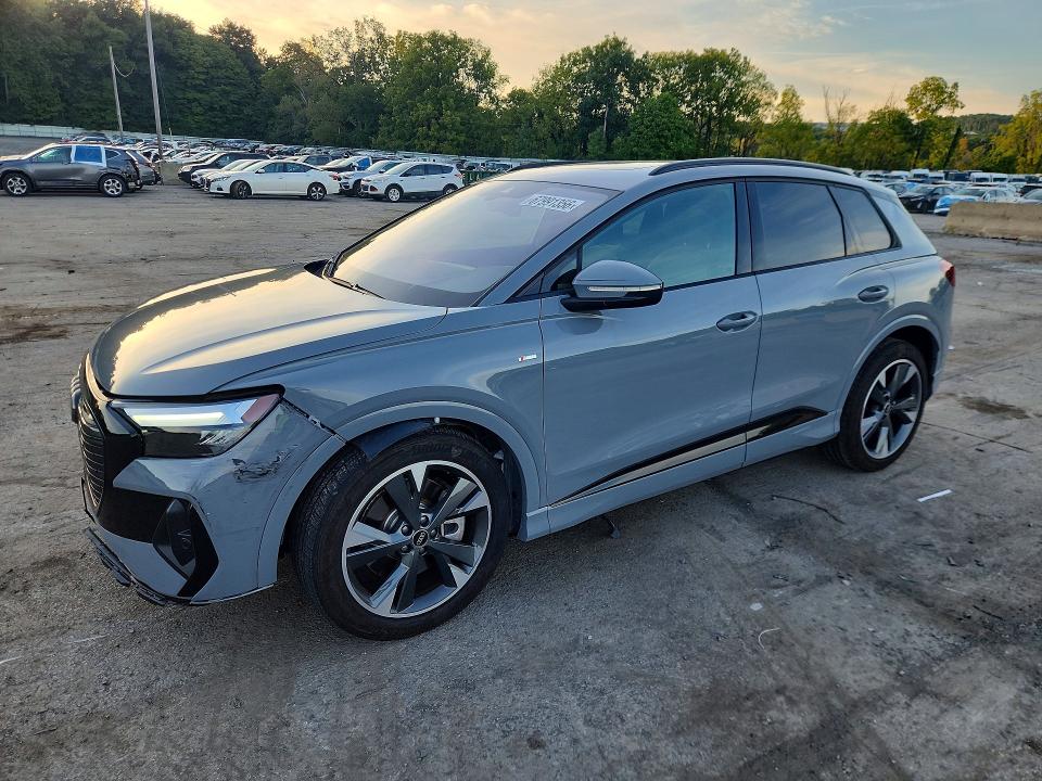 Снимка 1 от търг – 2025 AUDI Q4 E-TRON с VIN WA1KUBFZ9SP039737
