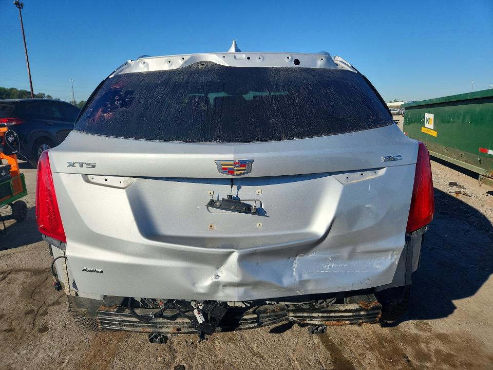 Снимка 6 от търг – 2017 CADILLAC XT5 с VIN 1GYKNDRS9HZ266284