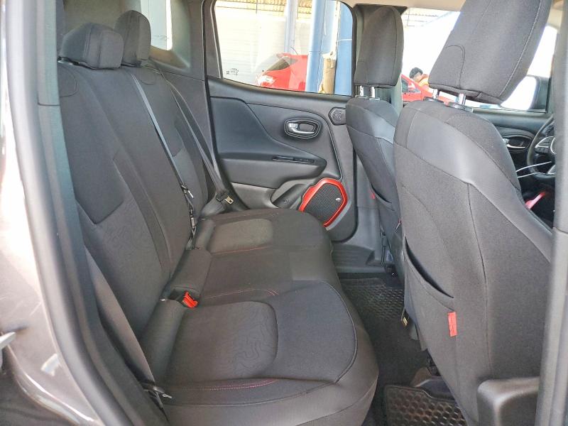 Photo 11 from auction – 2017 JEEP RENEGADE with VIN ZACCJBCB6HPE96902