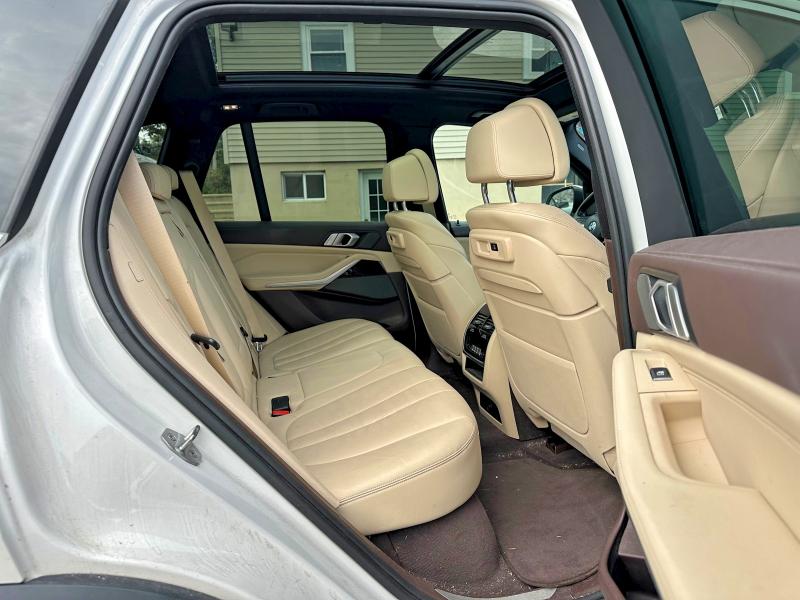 Photo 5 from auction – 2019 BMW X5 with VIN 5UXCR6C57KLK81761