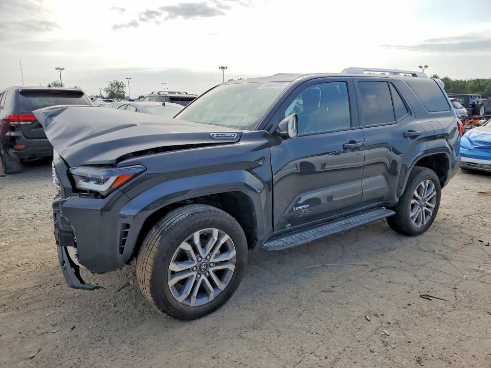 TOYOTA 4RUNNER 2026 с VIN JTEVB5BR4T5033983 - Фото с аукциона