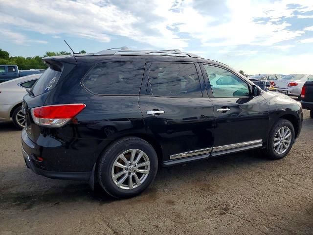 Photo 3 from auction – 2013 NISSAN PATHFINDER with VIN 5N1AR2MM2DC602191