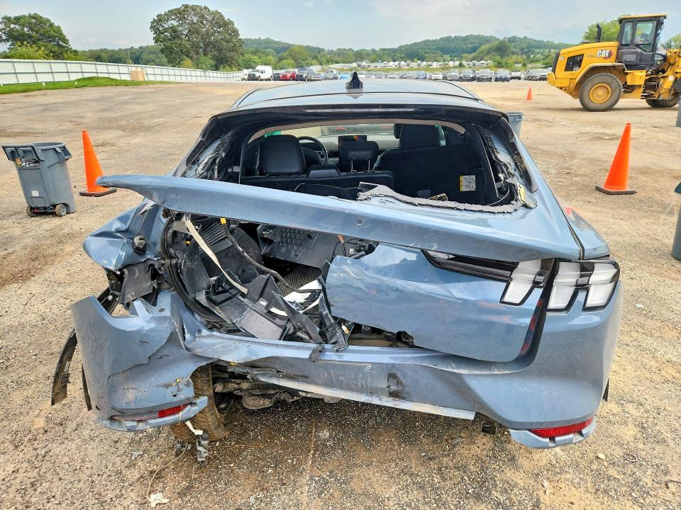 Photo 6 from auction – 2024 FORD MUSTANG MACH-E with VIN 3FMTK3SU2RMA22581