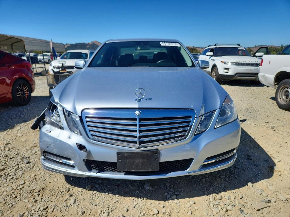 Photo 5 from auction – 2013 MERCEDES-BENZ E with VIN WDDHF5KB8DA745310