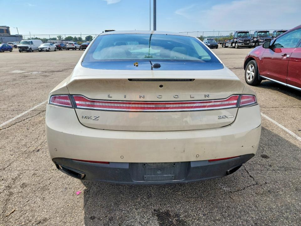 Photo 6 from auction – 2016 LINCOLN MKZ with VIN 3LN6L2G93GR629680