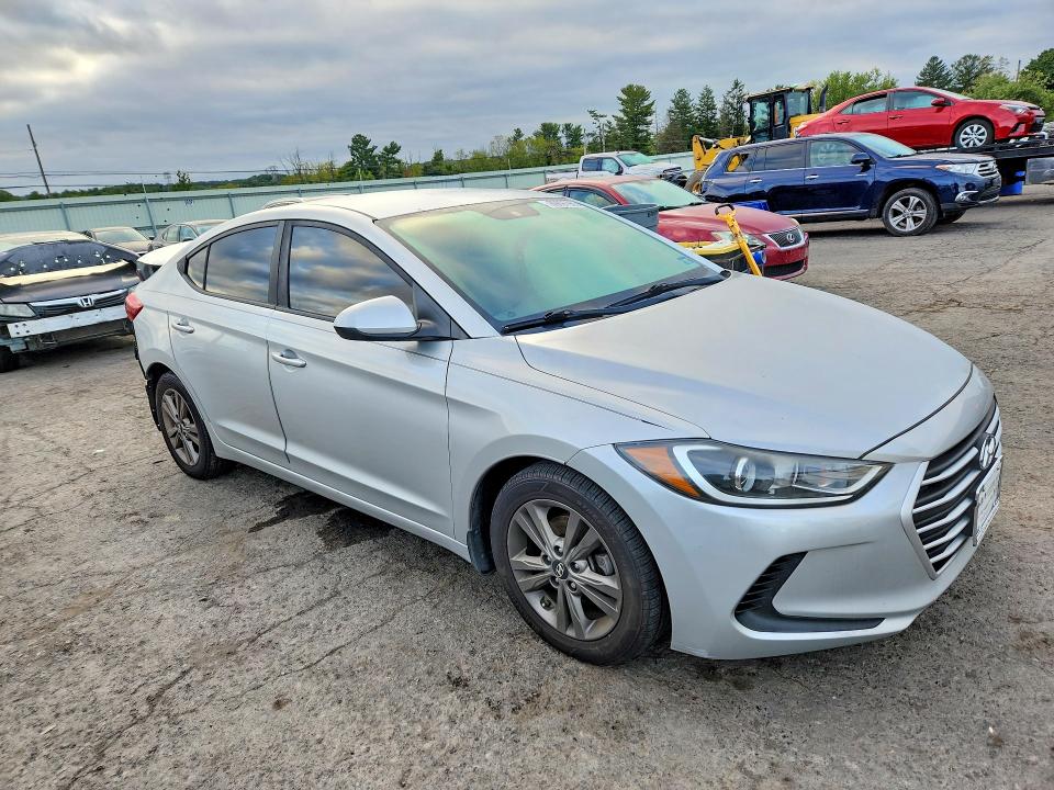 Снимка 4 от търг – 2018 HYUNDAI ELANTRA с VIN 5NPD84LF7JH286774
