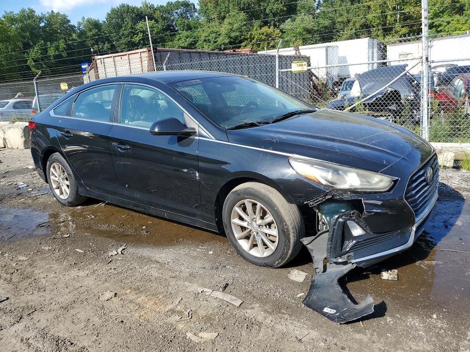 Photo 4 from auction – 2018 HYUNDAI SONATA with VIN 5NPE24AF1JH660529