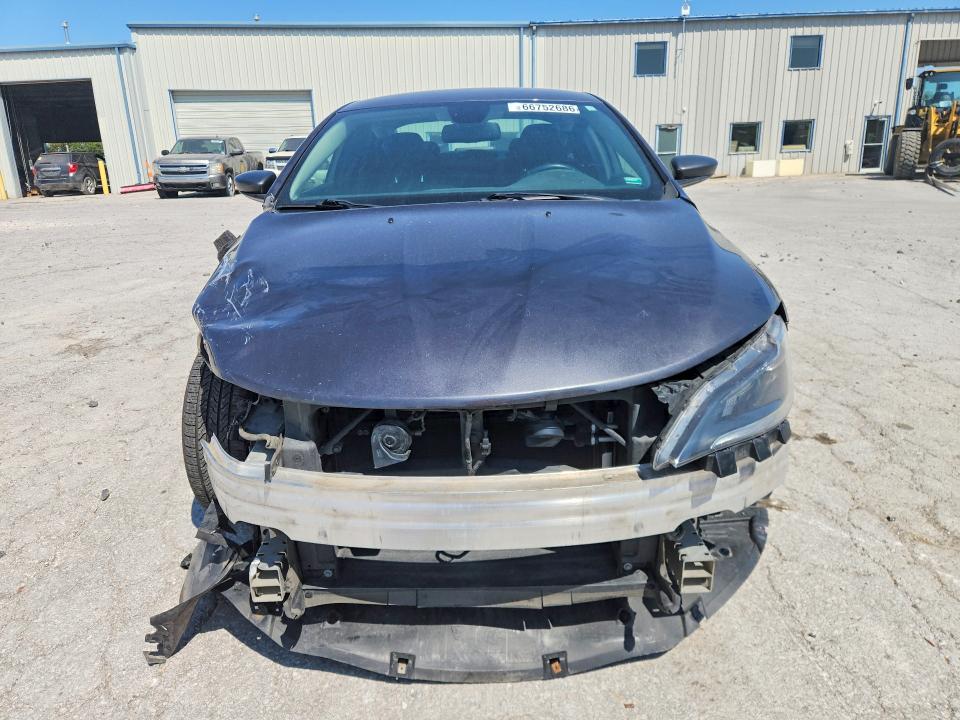 Photo 5 from auction – 2015 CHRYSLER 200 with VIN 1C3CCCAB8FN710141