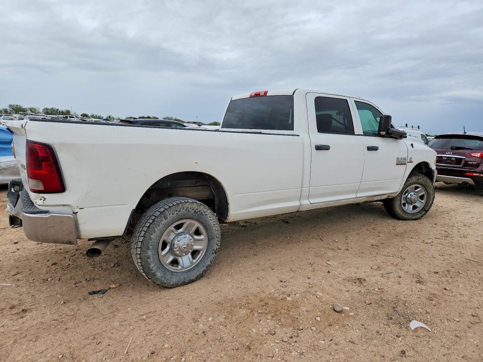 Снимка 3 от търг – 2014 RAM 2500 с VIN 3C6UR5HL8EG148393