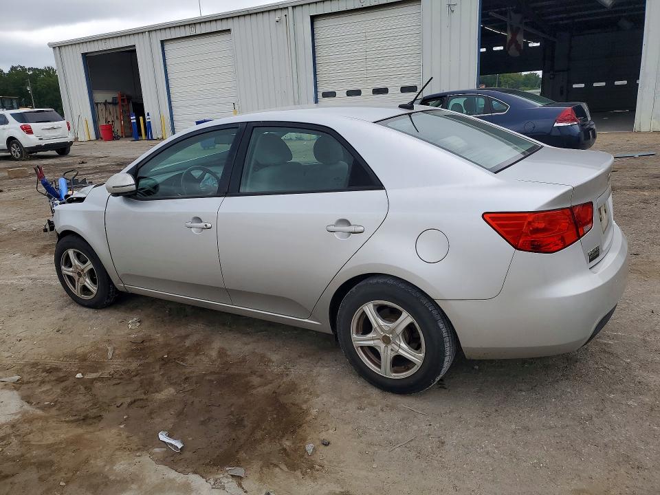 Фото 2 с аукциона – 2012 KIA FORTE с VIN KNAFU4A29C5570332