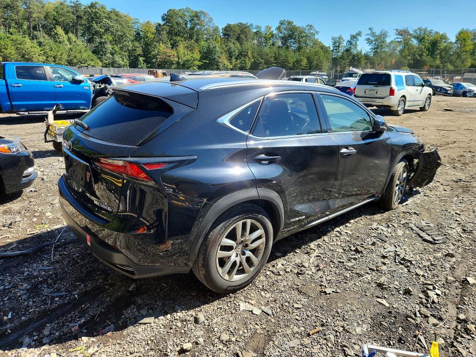 Foto 3 de la subasta – 2015 LEXUS NX con VIN JTJBJRBZXF2026461