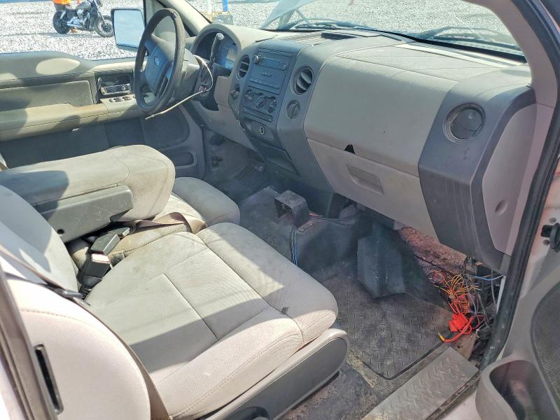 Photo 8 from auction – 2005 FORD F150 with VIN 1FTRX12WX5FA37216