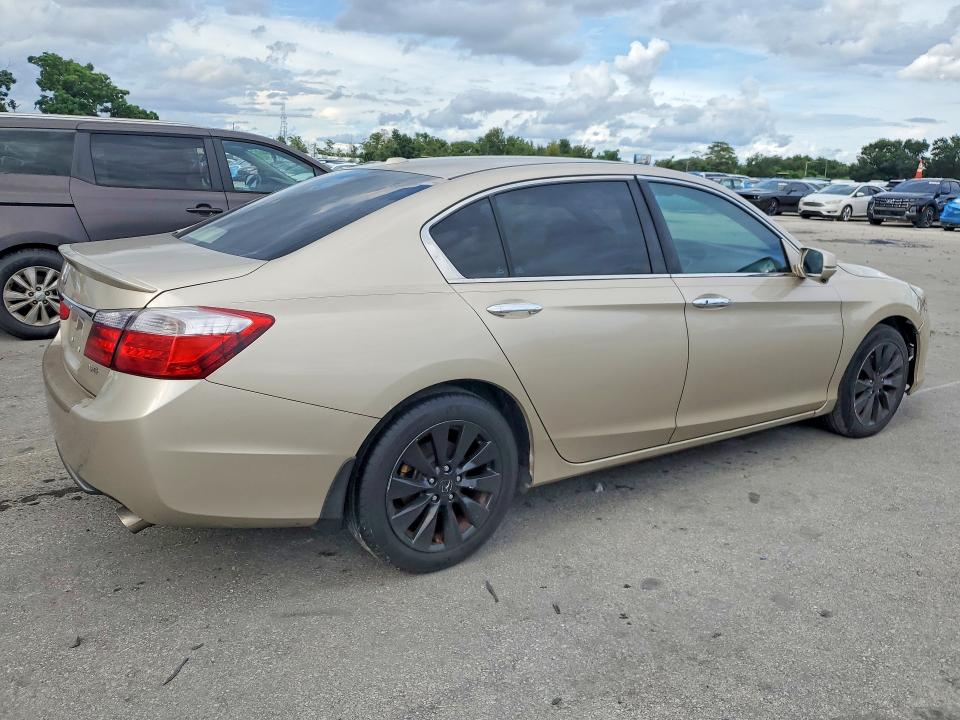 صورة رقم 3 من المزاد - 2014 HONDA ACCORD مع VIN 1HGCR3F85EA024668