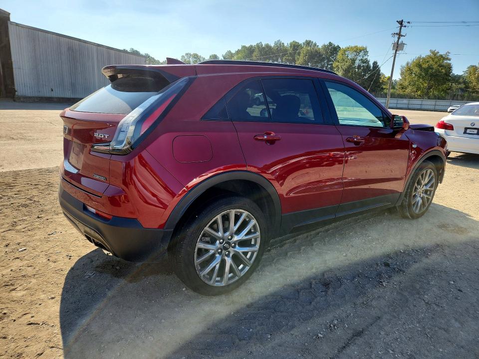 Photo 3 from auction – 2019 CADILLAC XT4 with VIN 1GYFZER49KF191186