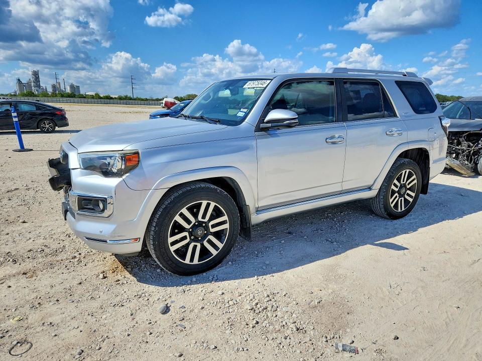 2017 TOYOTA 4RUNNER - Търг №67975046
