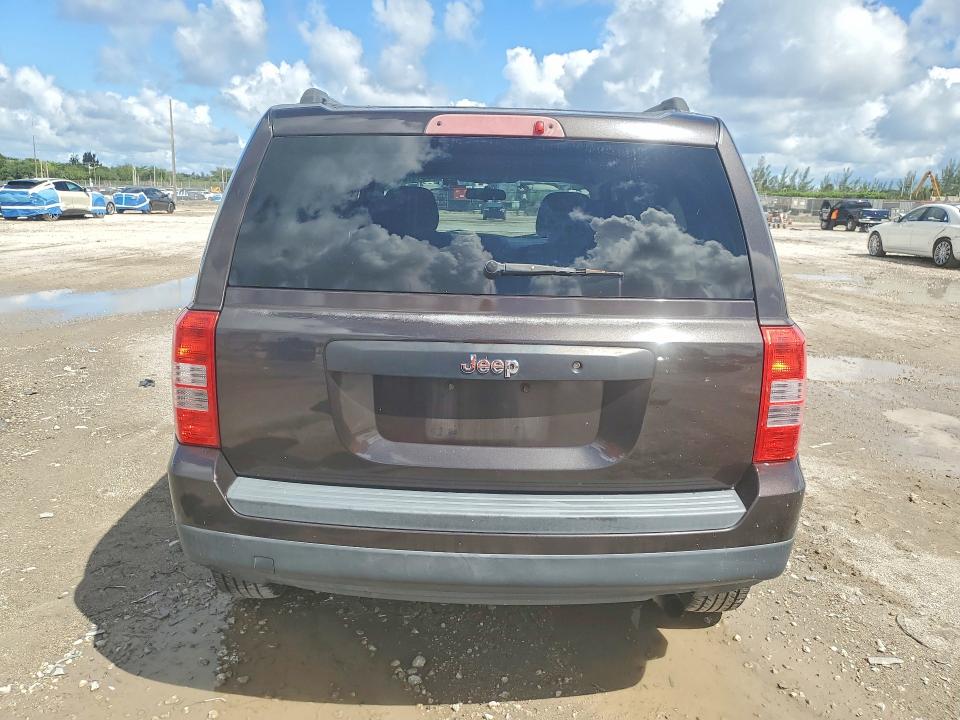 Zdjęcie 6 z aukcji – 2014 JEEP PATRIOT z VIN 1C4NJPBB1ED671235