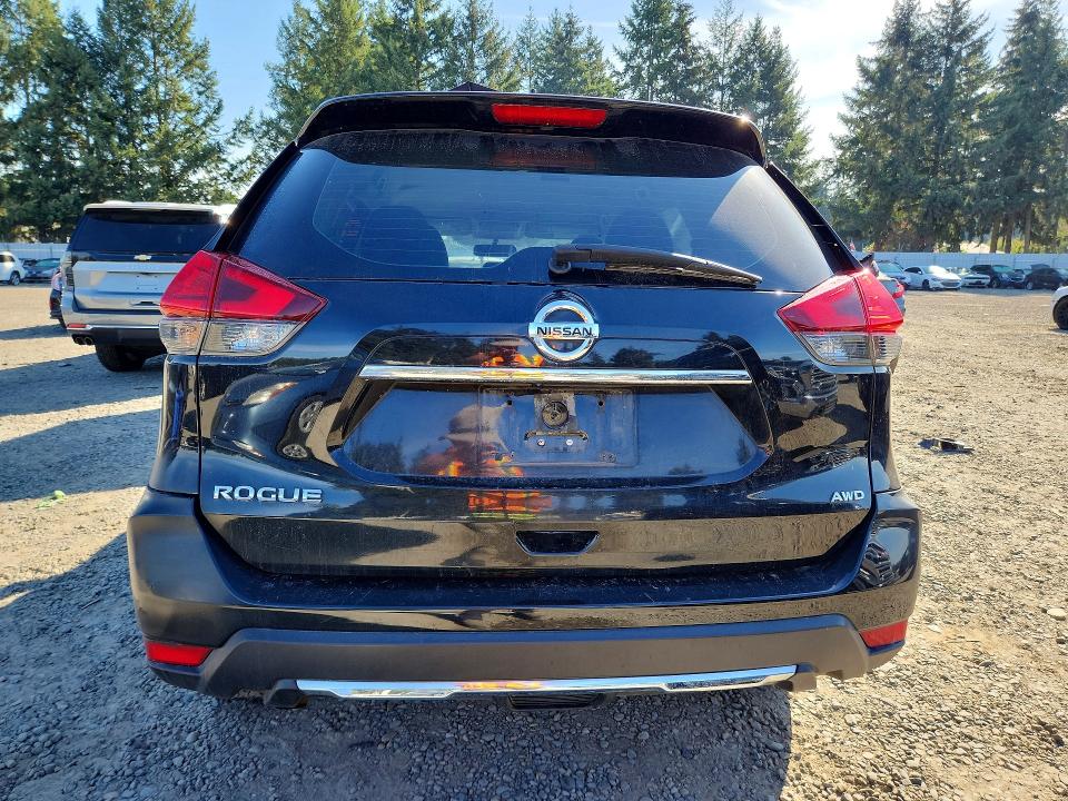 Photo 6 from auction – 2017 NISSAN ROGUE with VIN JN8AT2MV8HW260754