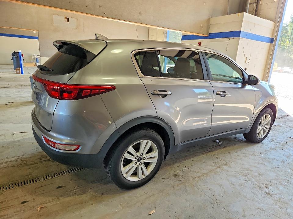 Photo 3 from auction – 2017 KIA SPORTAGE with VIN KNDPMCAC4H7033065