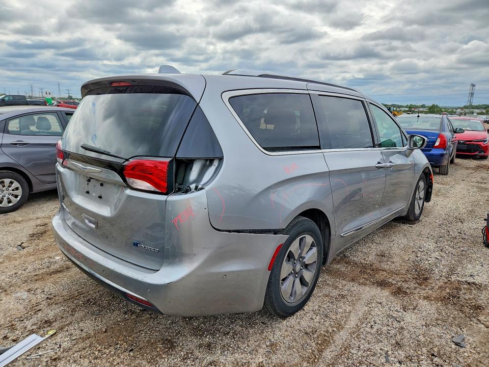 صورة رقم 3 من المزاد - 2017 CHRYSLER PACIFICA مع VIN 2C4RC1N7XHR679738