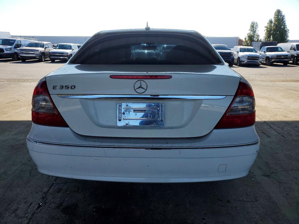 Снимка 6 от търг – 2007 MERCEDES-BENZ E с VIN WDBUF56X57B095475