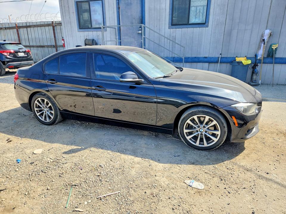 Photo 4 from auction – 2016 BMW 320 with VIN WBA8A9C59GK616156