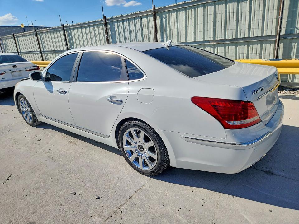 Photo 2 from auction – 2013 HYUNDAI EQUUS with VIN KMHGH4JH8DU067734