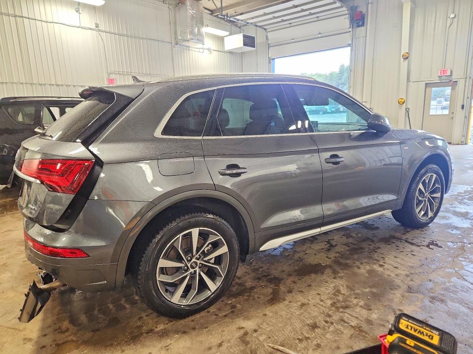 Photo 3 from auction – 2022 AUDI Q5 with VIN WA1EAAFY6N2092288